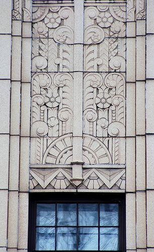 Декоративные детали оформления фасада дома в стиле арт деко
