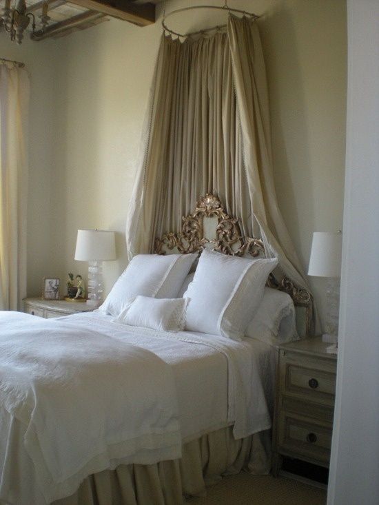 Дизайн интерьера спальни с балдахином в стиле прованс