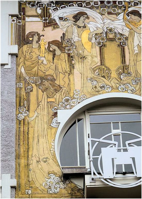 Роспись фасада в классическом Арт Нуво